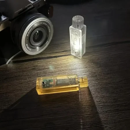 Hand Cranked Self Generating Light Handheld Life-saving Flashlight Waterproof Mini Emergency Light Camping And Hiking Daily Use